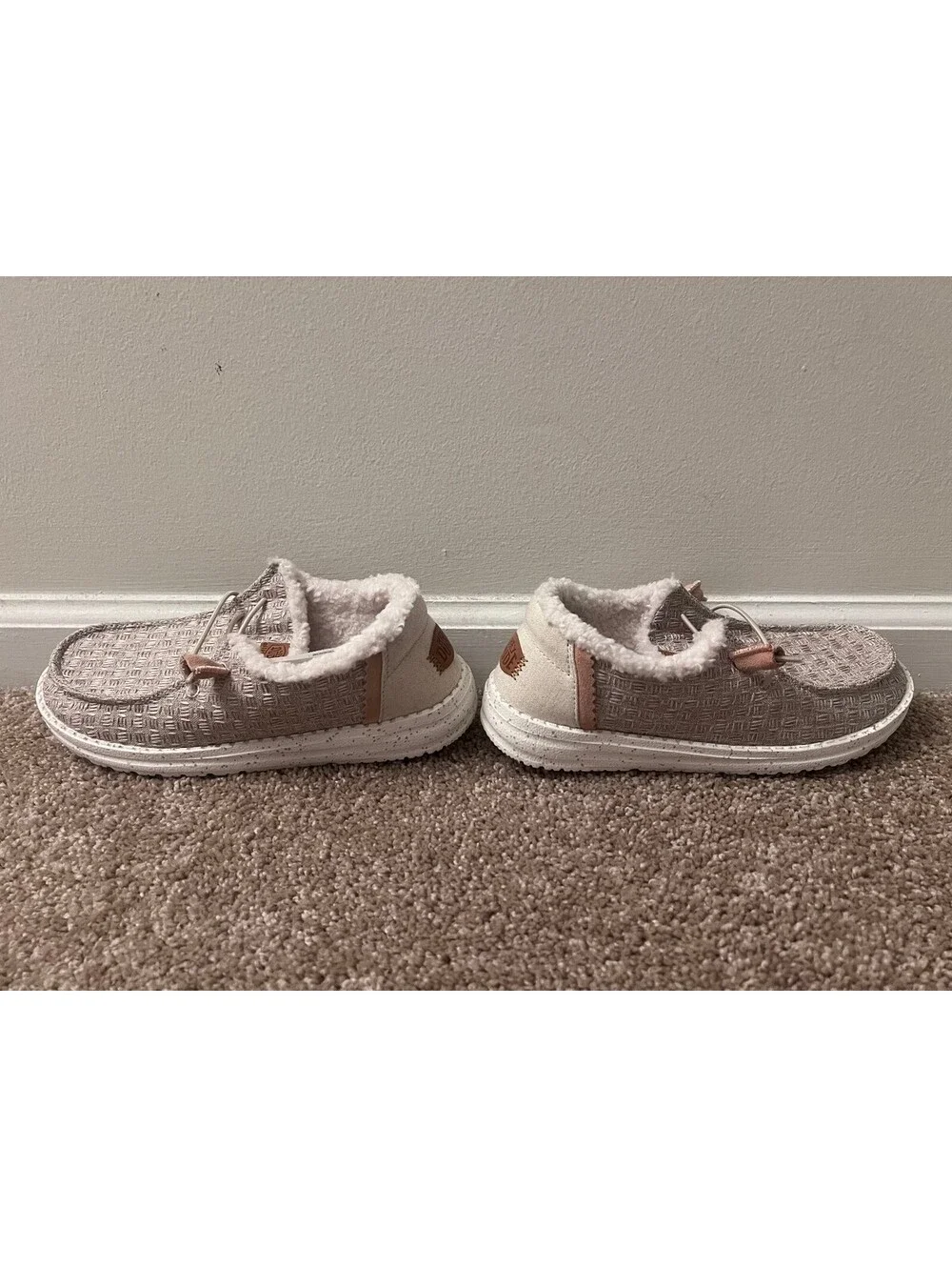 Hey Dude Wendy Warmth Natural Size 6 Women